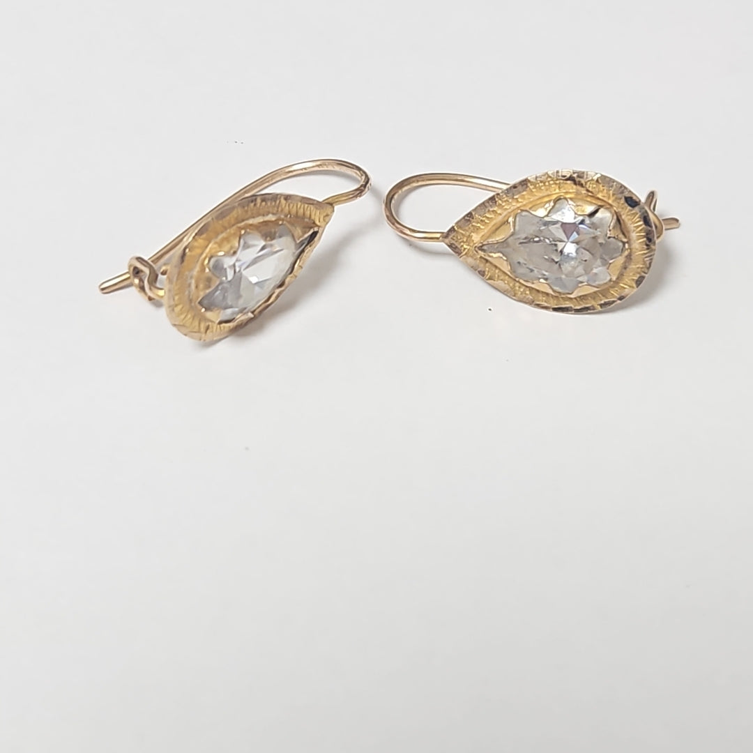 ARETES PAR ORO 10 K 3,30 GRMS (SEMINUEVO)