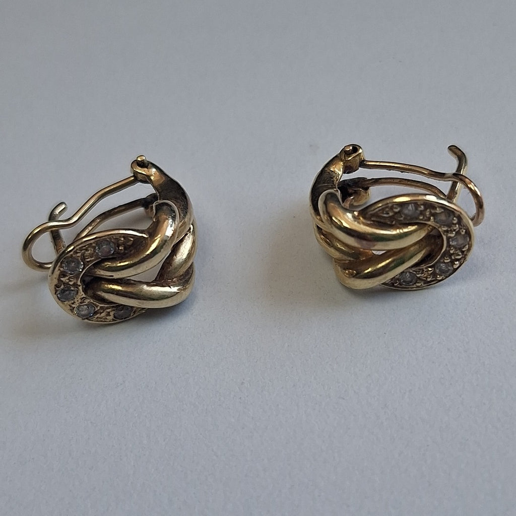 ARETES PAR ORO 14 K 5.6 GRMS (SEMINUEVO)