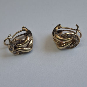 ARETES PAR ORO 14 K 5.6 GRMS (SEMINUEVO)