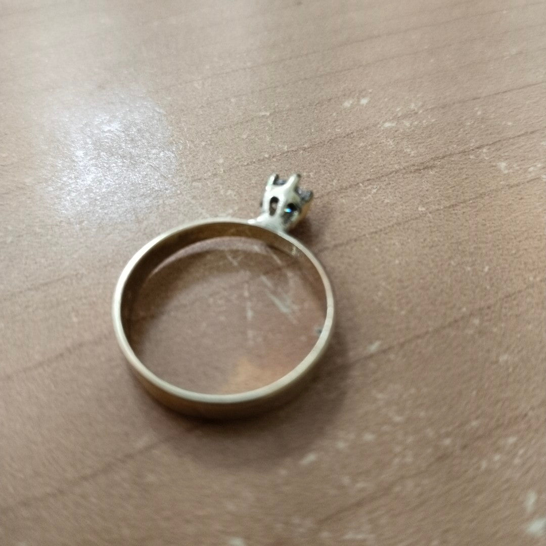 SOLITARIO ORO 10 K 2.2 GRMS (SEMINUEVO)