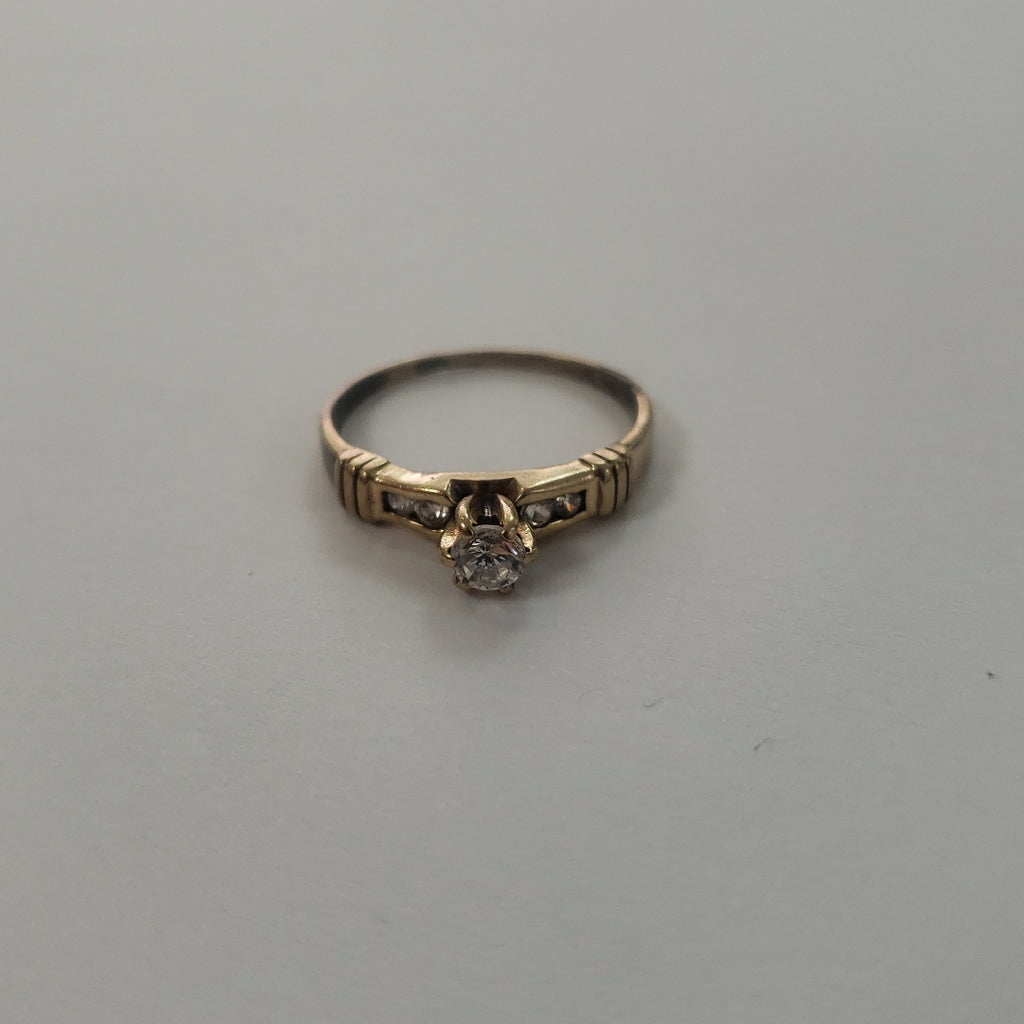 SOLITARIO ORO 14 K 1.4 GRMS (SEMINUEVO)