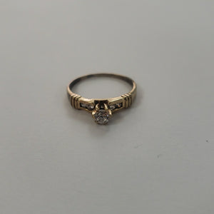 SOLITARIO ORO 14 K 1.4 GRMS (SEMINUEVO)