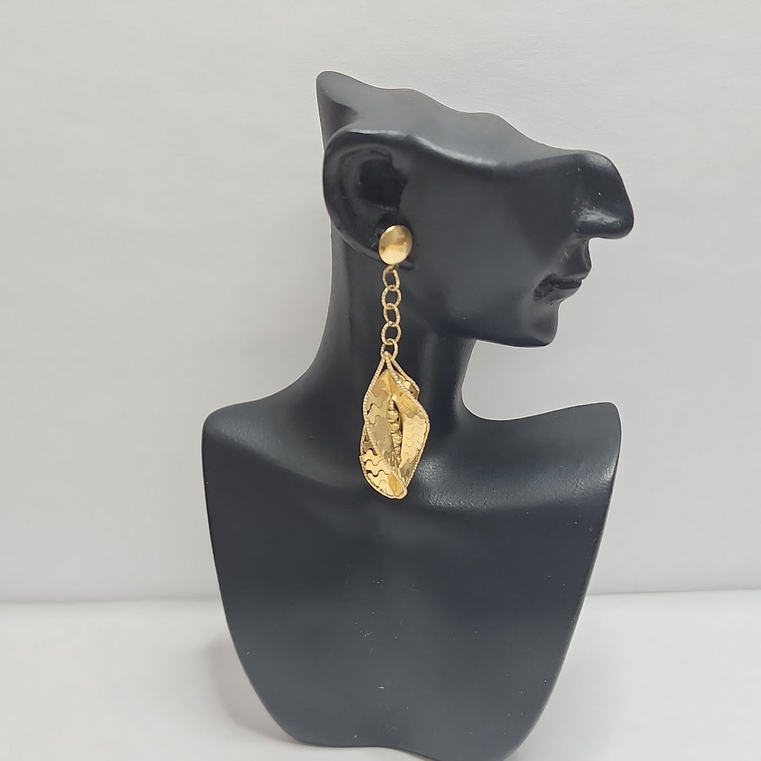 ARETES PAR ORO 14 K 4.5 GRMS (SEMINUEVO)