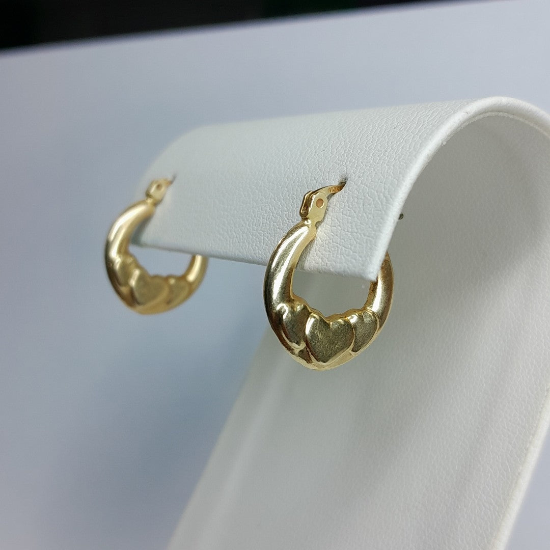 ARETES PAR ORO 14 K 1.8 GRMS (SEMINUEVO)