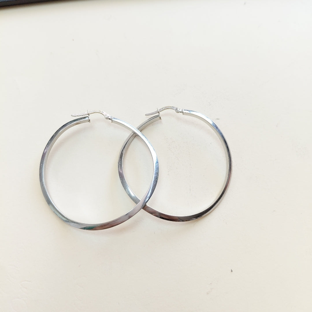 ARRACADAS PAR ORO BLANCO 14 K 4,80 GRMS (SEMINUEVO)