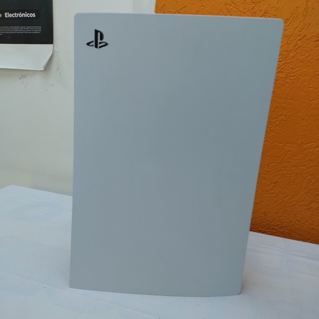 CONSOLA DE VIDEOJUEGO SONY PS5 DIGITAL 825 SSD (SEMINUEVO)