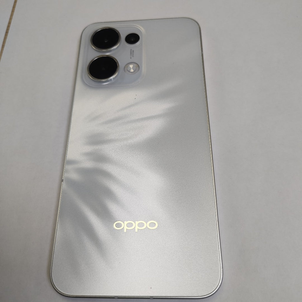CELULAR OPPO RENO13 5G CPH2689 (2024) 512 GB 12 GB RAM (SEMINUEVO)
