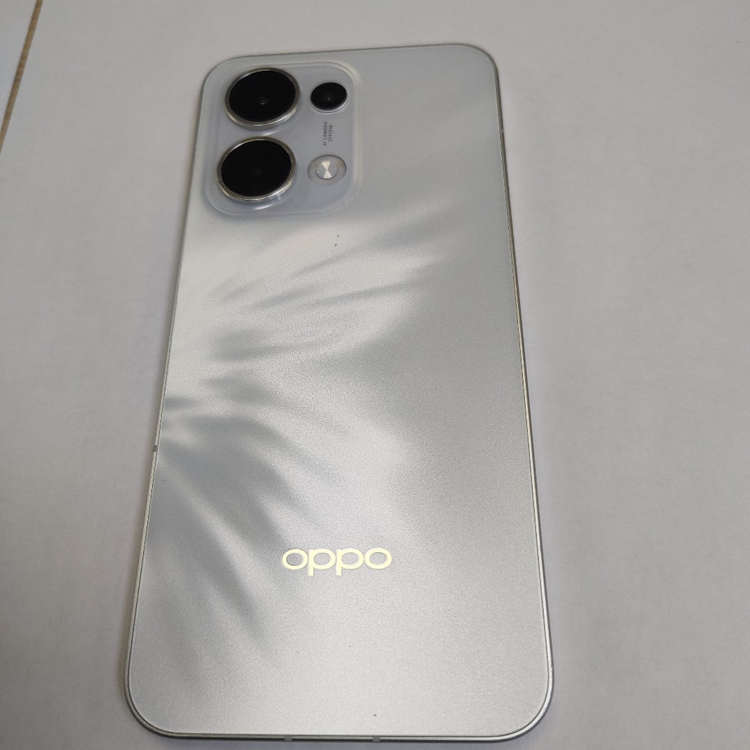 CELULAR OPPO RENO13 5G CPH2689 (2024) 512 GB 12 GB RAM (SEMINUEVO)