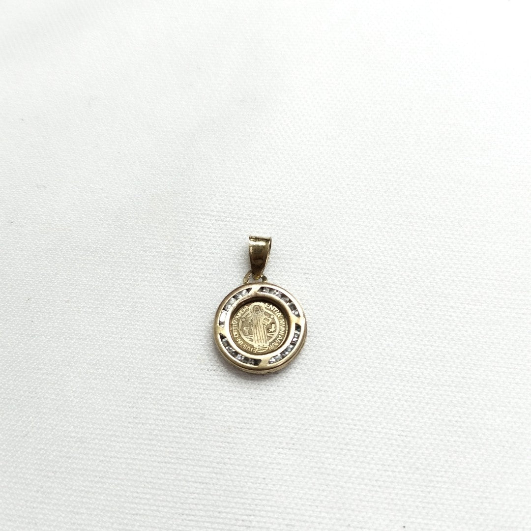 MEDALLA RELIGIOSA ORO 10 K 0.8 GRMS (SEMINUEVO)