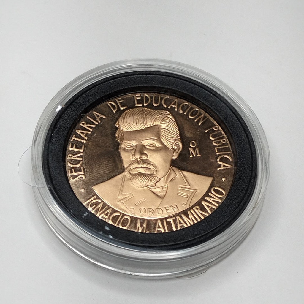 MEDALLA CONMEMORATIVA ORO 21 K 42 GRMS (SEMINUEVO)