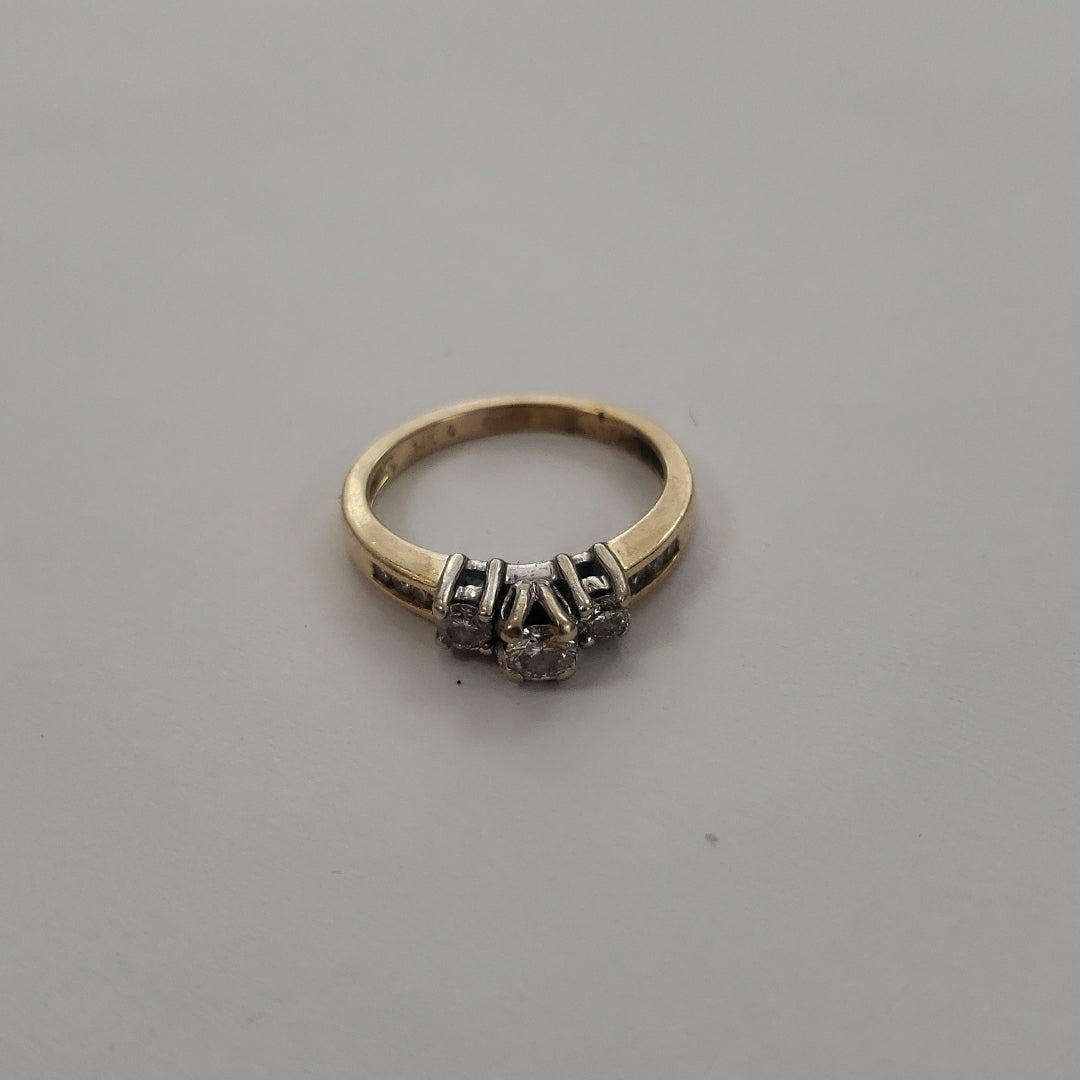 SOLITARIO ORO 14 K 3.3 GRMS (SEMINUEVO)