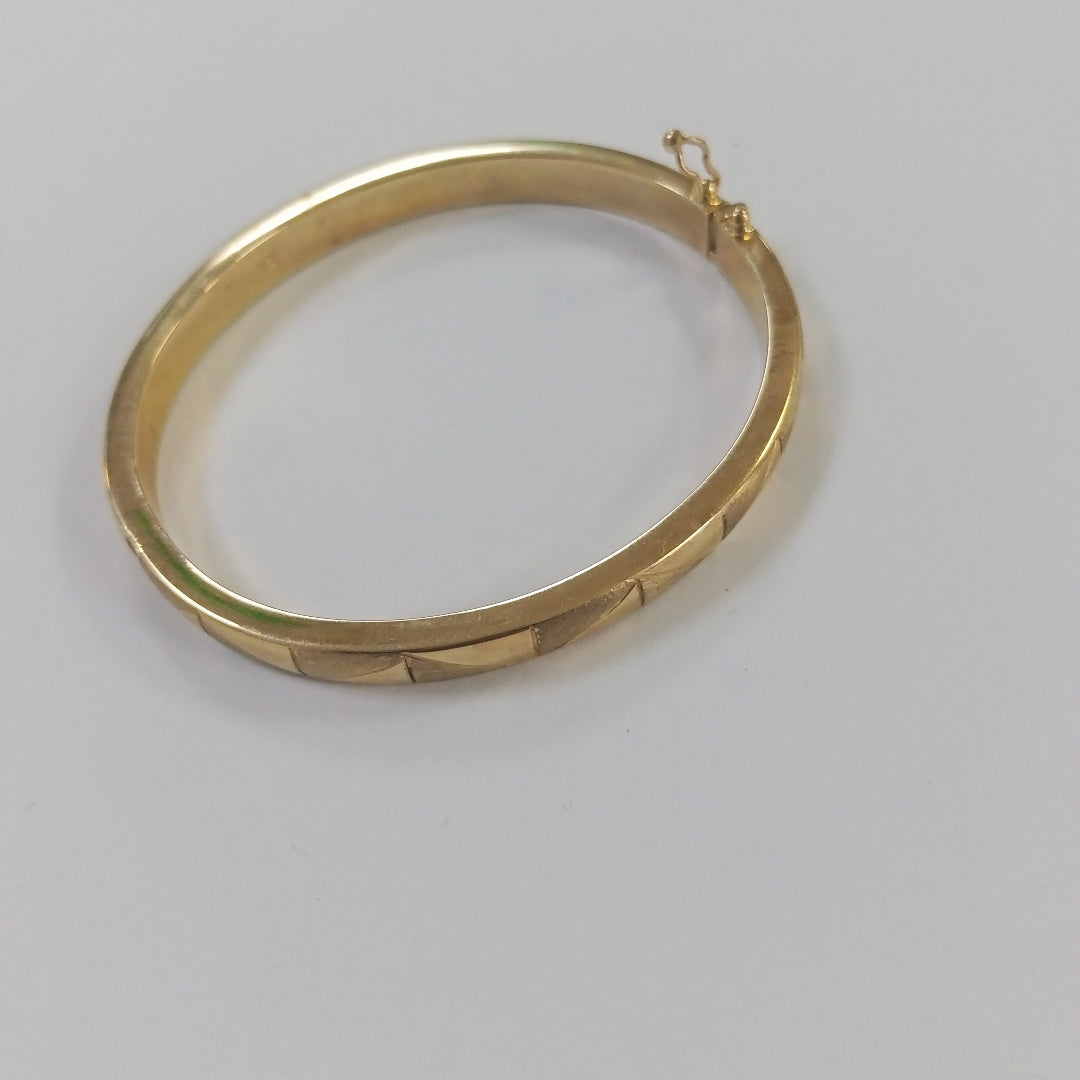 PULSERA RIGIDA ORO 10 K 10.3 GRMS (SEMINUEVO)