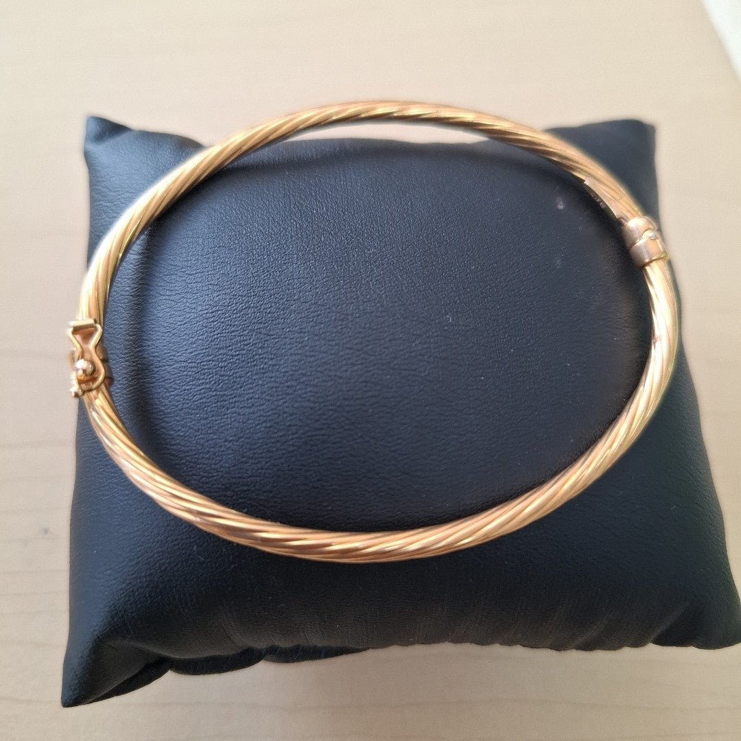 PULSERA RIGIDA ORO 14 K 4.3 GRMS (SEMINUEVO)