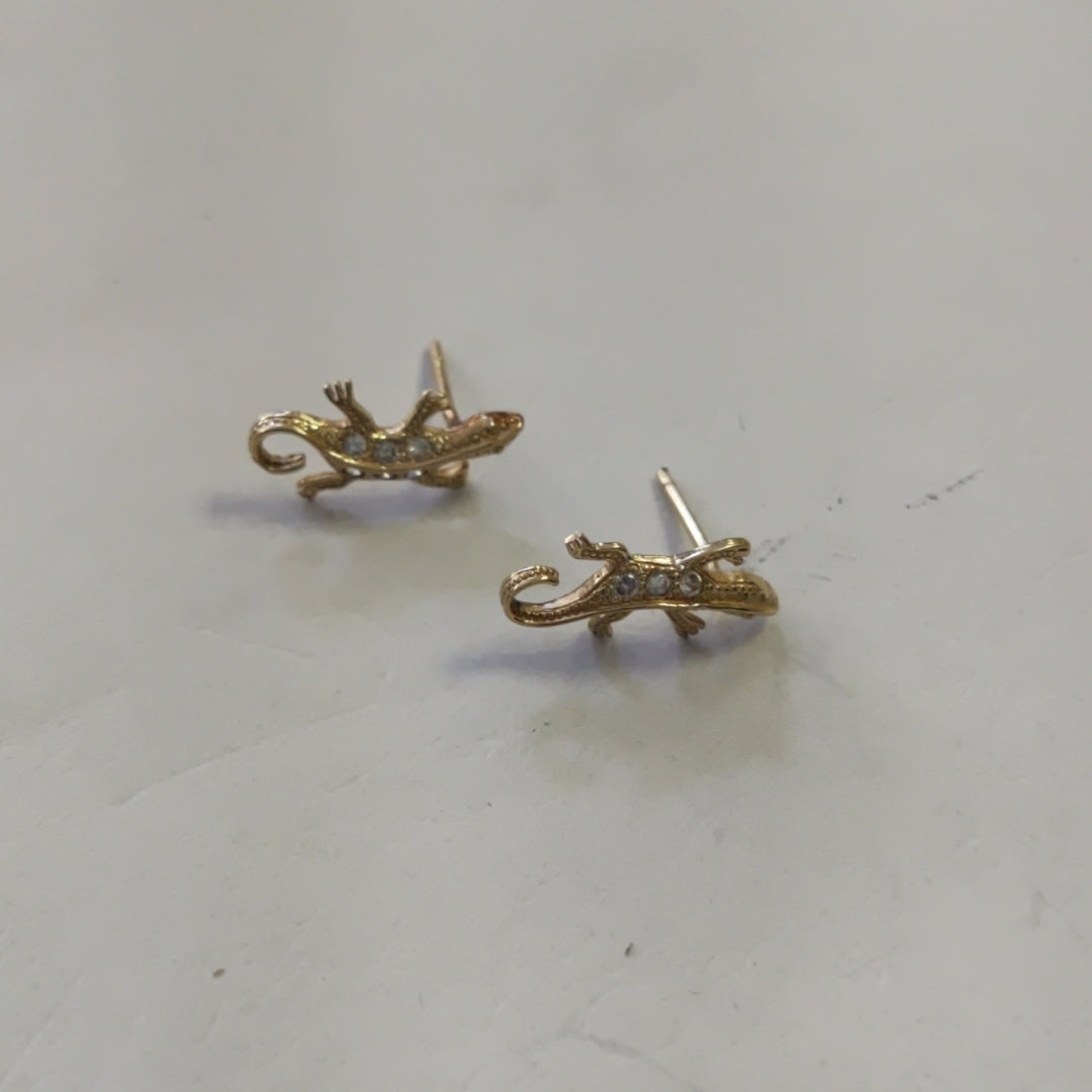 BROQUELES PAR ORO 14 K 1.5 GRMS (SEMINUEVO)
