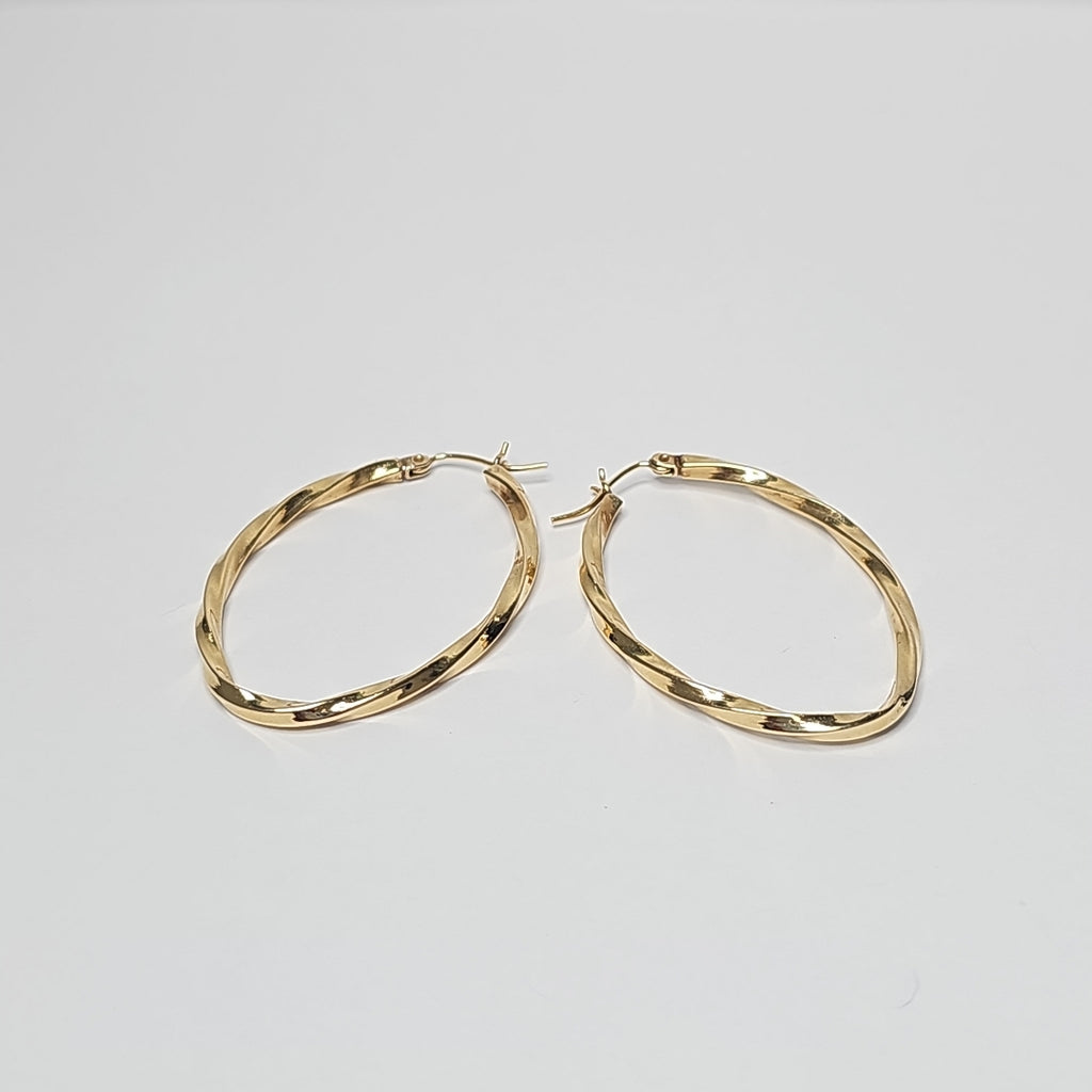 ARRACADAS PAR ORO 14 K 3.2 GRMS (SEMINUEVO)