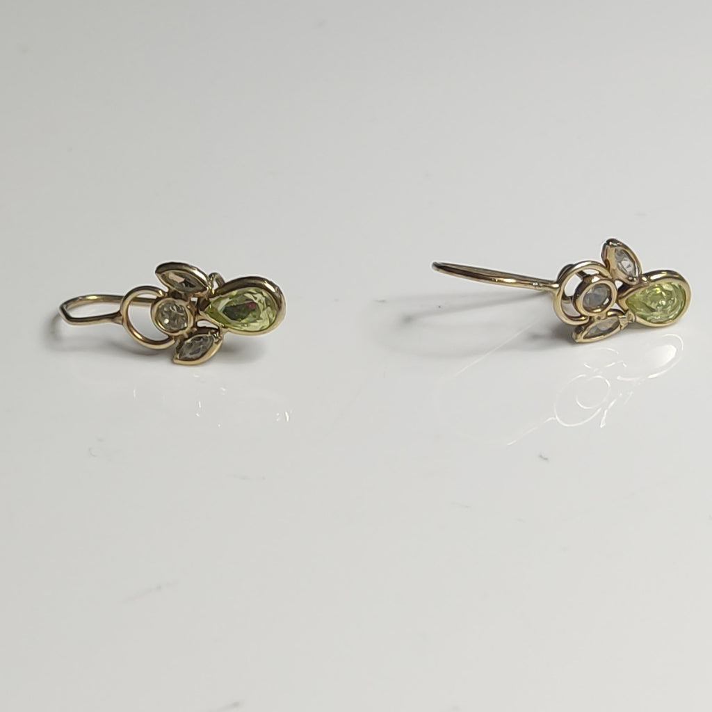ARETES PAR ORO 8 K 1 GRMS (SEMINUEVO)