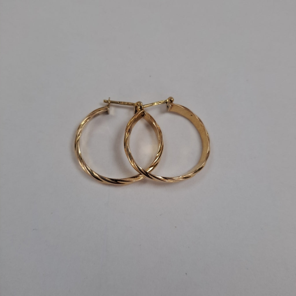 ARETES PAR ORO 14 K 1.6 GRMS (SEMINUEVO)