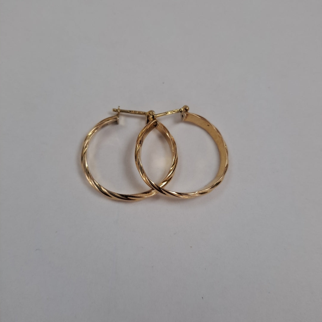 ARETES PAR ORO 14 K 1.6 GRMS (SEMINUEVO)