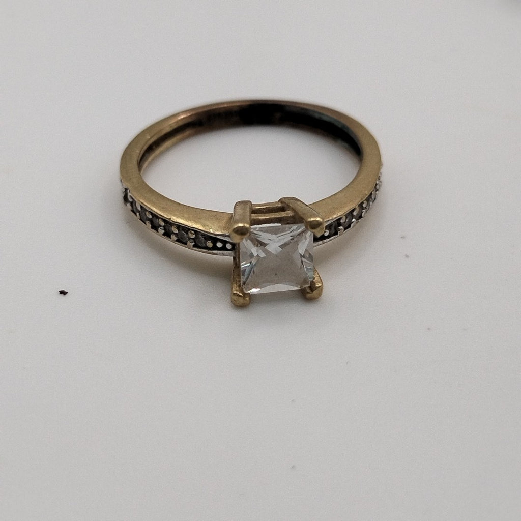 SOLITARIO ORO 10 K 2,40 GRMS (SEMINUEVO)