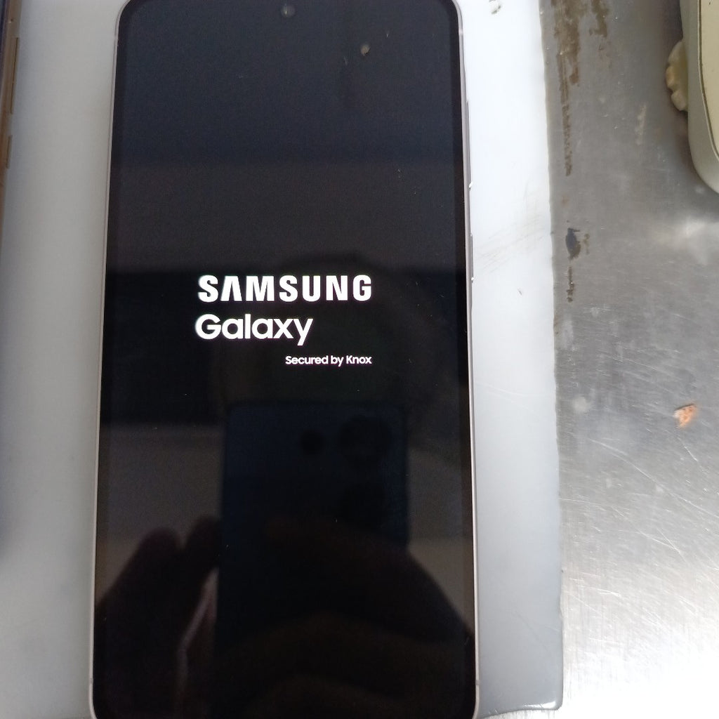 CELULAR SAMSUNG GALAXY A56 SM-A566E (2025) 256 GB 8 GB RAM (SEMINUEVO)
