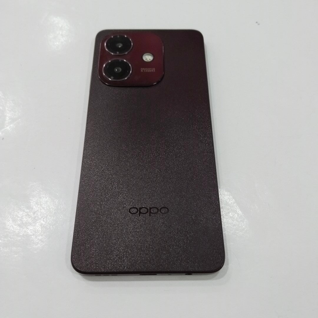 CELULAR OPPO A40 CPH2669 (2024) 256 GB 4 GB RAM