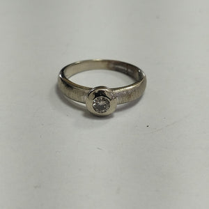 ANILLITO, SOLITARIO ORO 14 K 3.5 GRMS (SEMINUEVO)