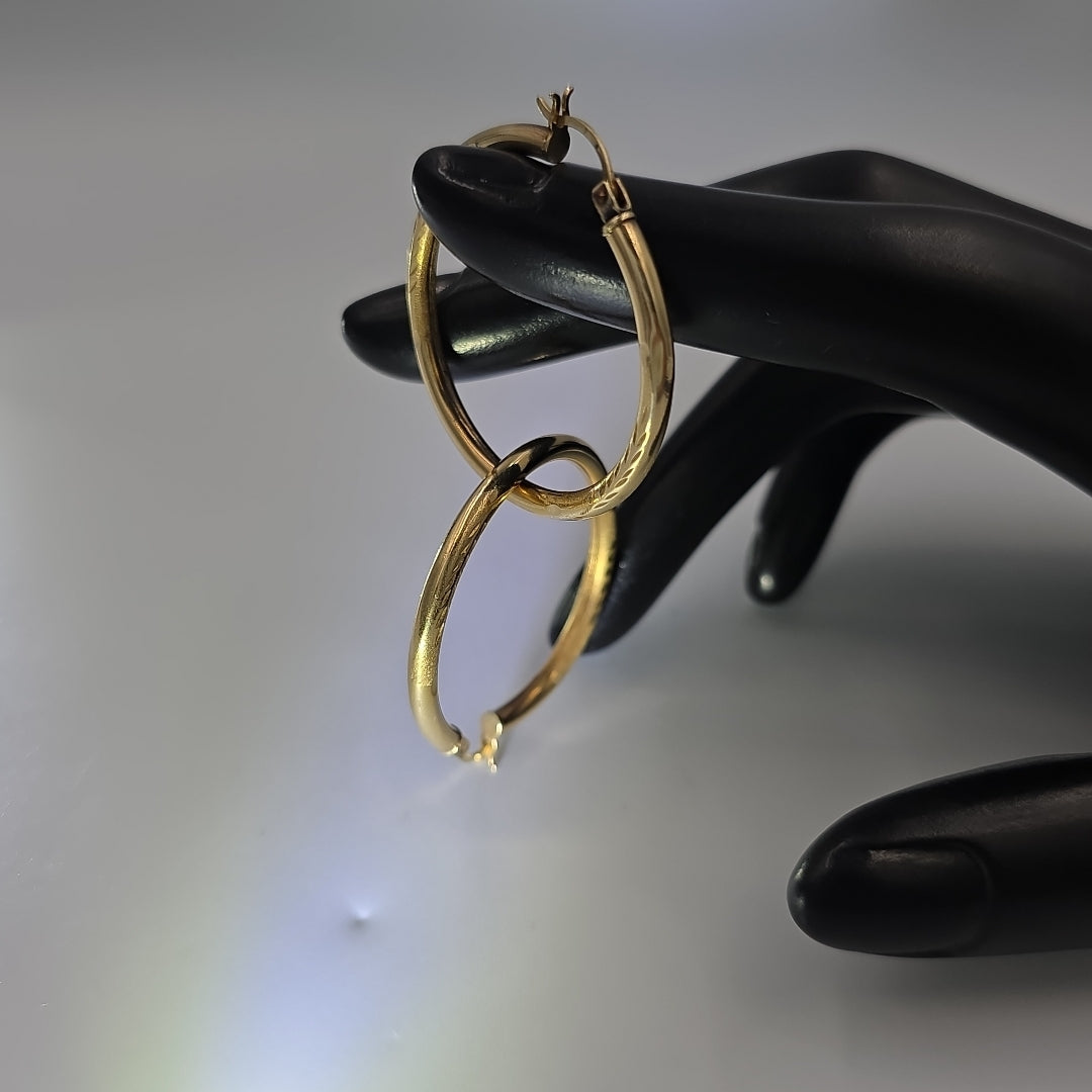 ARRACADAS PAR ORO 14 K 3.3 GRMS (SEMINUEVO)