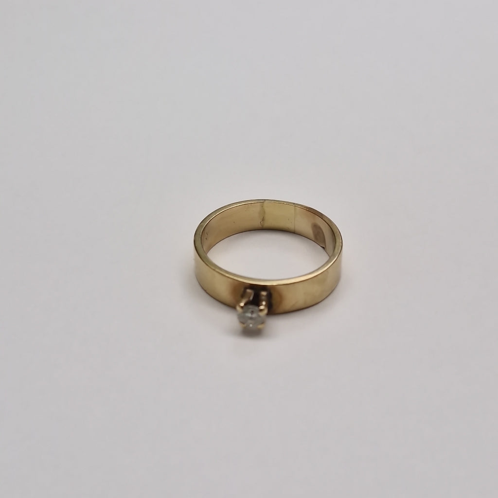 SOLITARIO ORO 14 K 4.2 GRMS (SEMINUEVO)