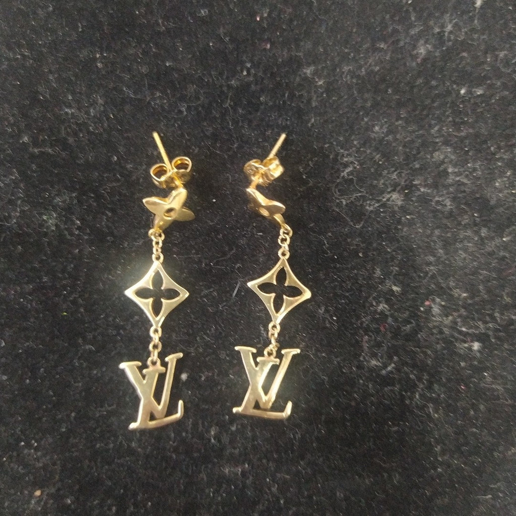 ARETES PAR ORO 14 K 2.5 GRMS (SEMINUEVO)