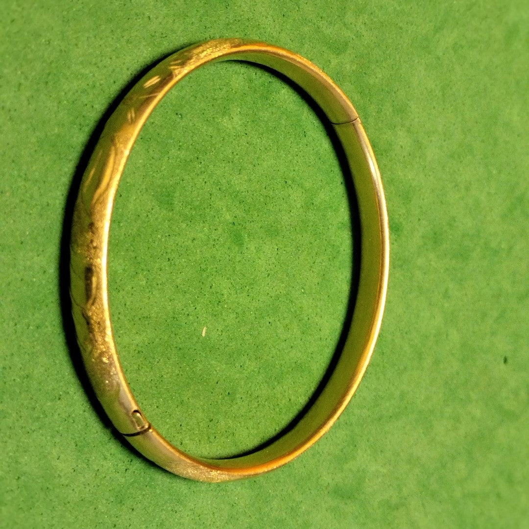 PULSERA RIGIDA ORO 14 K 13.3 GRMS (SEMINUEVO)