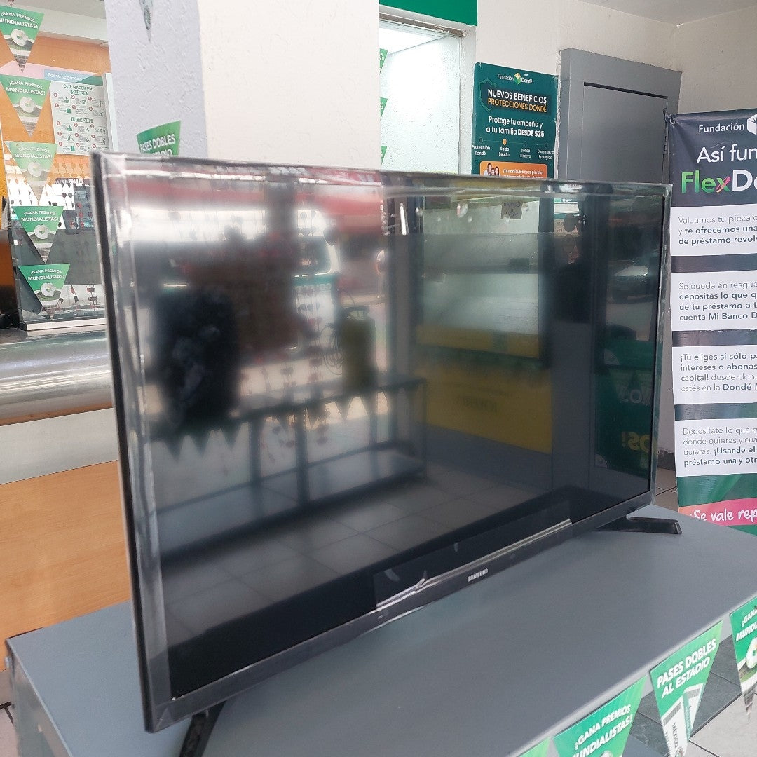 PANTALLA SAMSUNG BE32T-B (2025) 32" LED HD (SEMINUEVO)