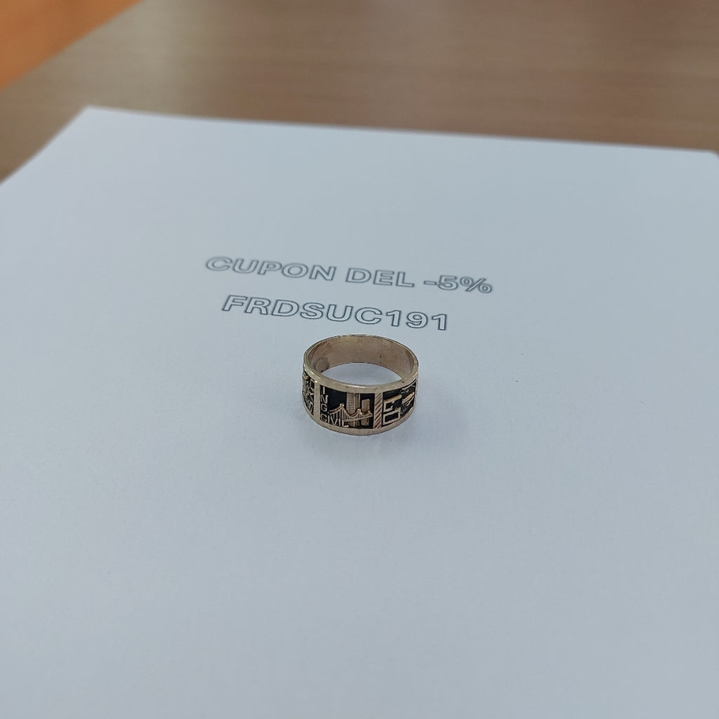 ANILLO DE GRADUACIÓN ORO 8 K 5.8 GRMS (SEMINUEVO)