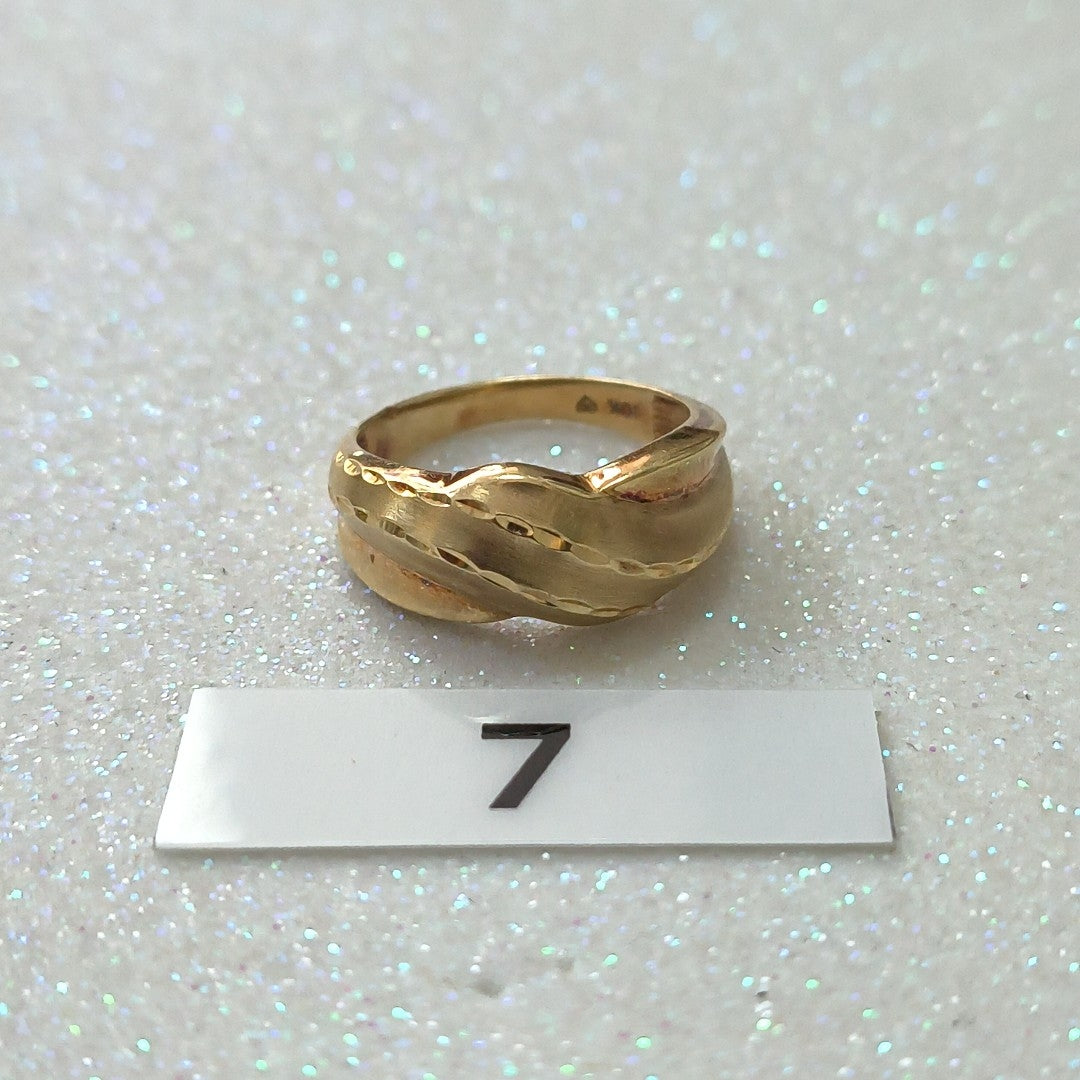 ANILLO ORO 10 K 2.6 GRMS (SEMINUEVO)