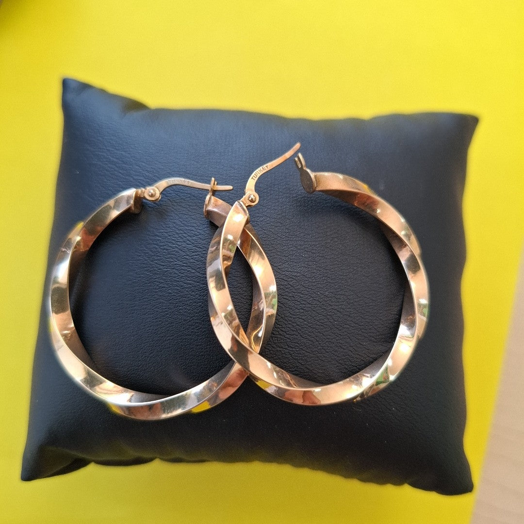 ARRACADAS PAR ORO 10 K 3.3 GRMS (SEMINUEVO)