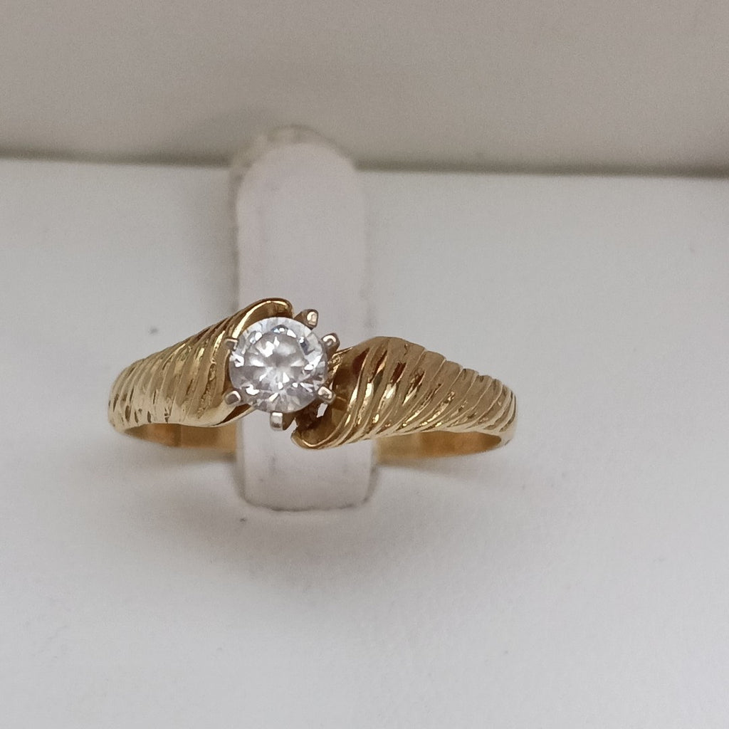 SOLITARIO ORO 14 K 2.3 GRMS (SEMINUEVO)