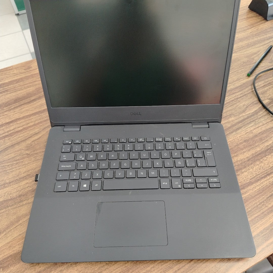 LAPTOP DELL VOSTRO 3400 (2022) 1 TB 8 GB RAM (SEMINUEVO)