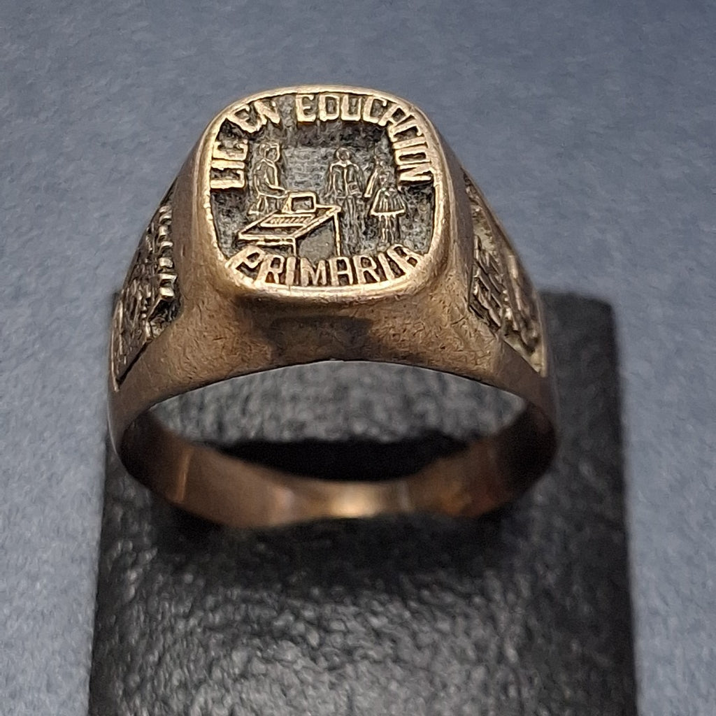 ANILLO DE GRADUACIÓN ORO 8 K 6.9 GRMS (SEMINUEVO)