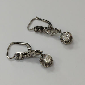 ARETES PAR ORO BLANCO 10 K 3.5 GRMS (SEMINUEVO)