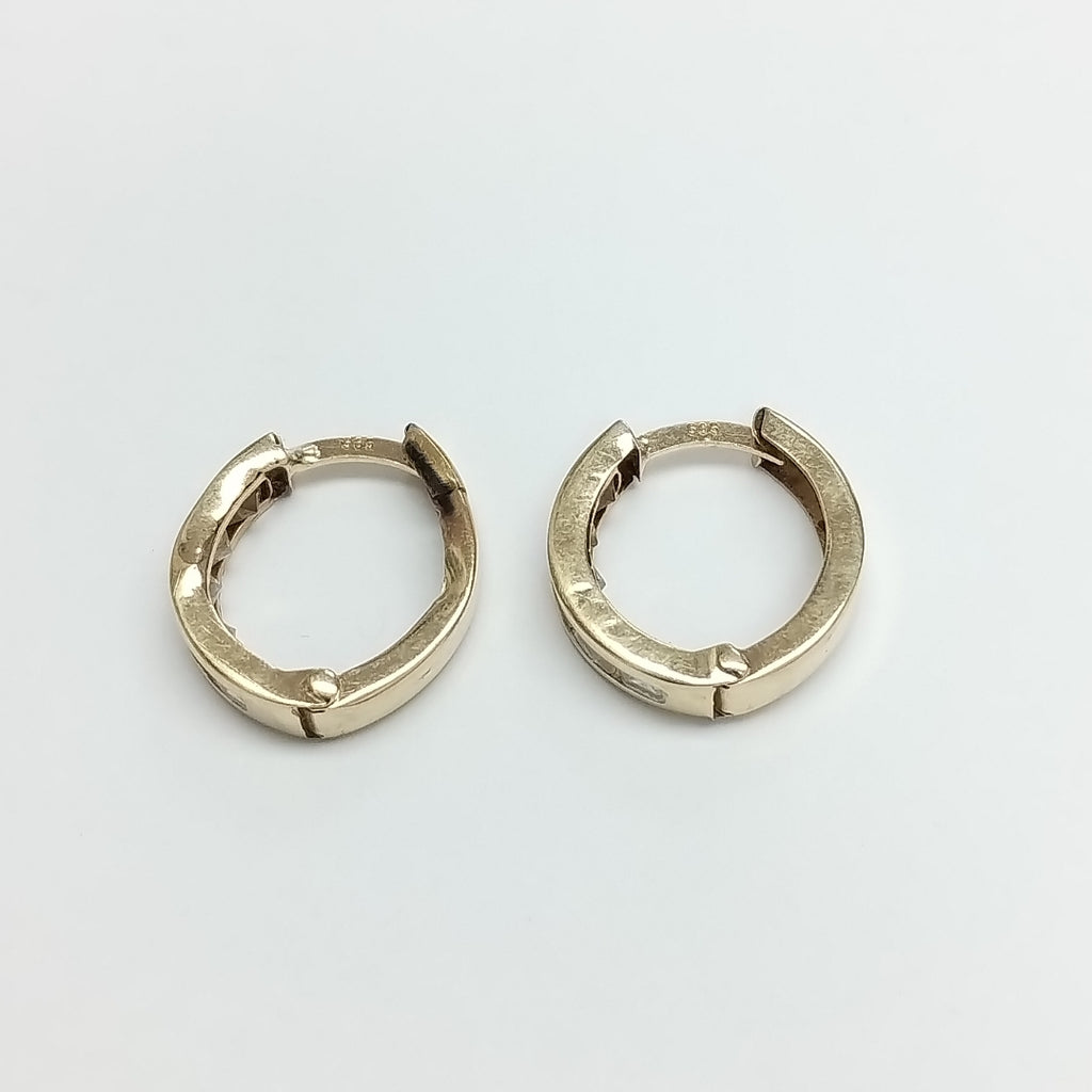 ARETES PAR ORO 14 K 1.9 GRMS (SEMINUEVO)