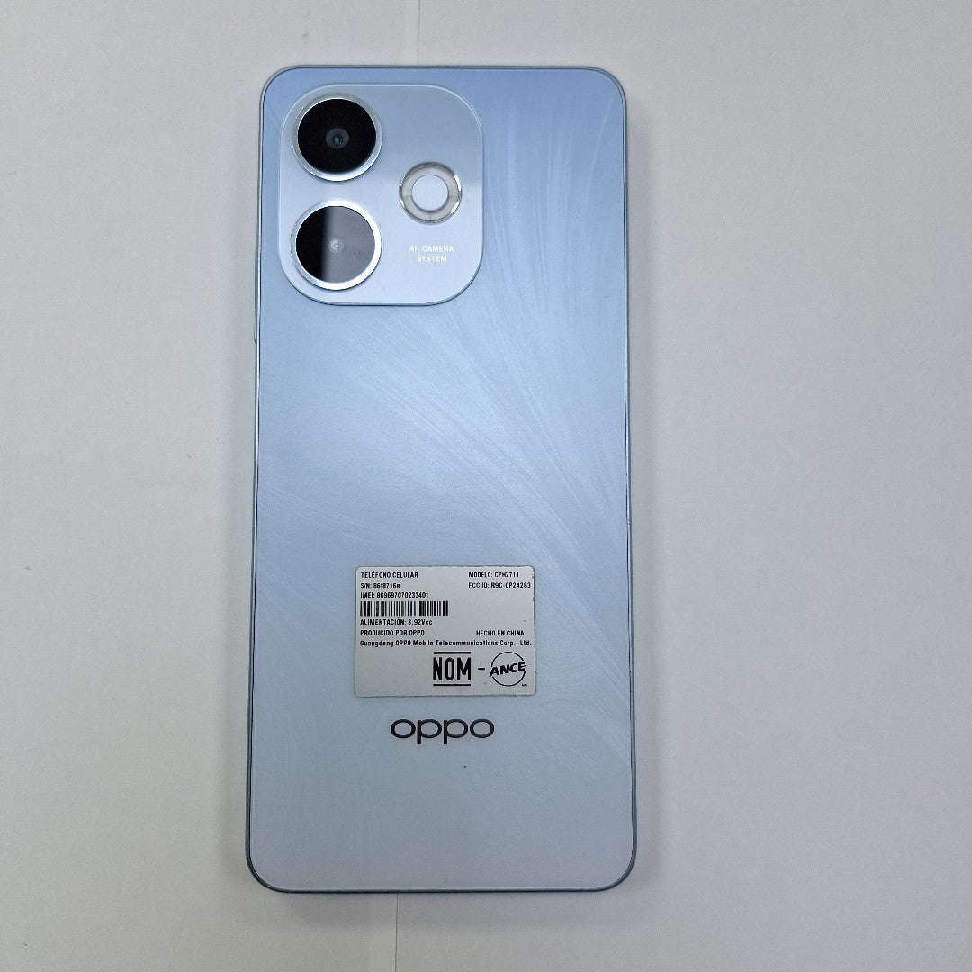 CELULAR OPPO A5 PRO CPH2711 (2025) 256 GB 8 GB RAM (SEMINUEVO)