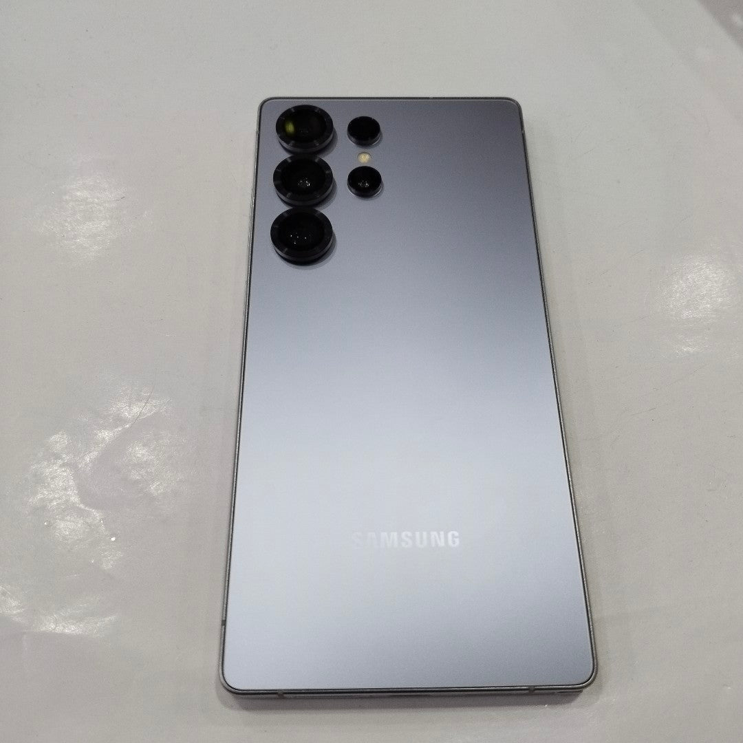 CELULAR SAMSUNG GALAXY S25 ULTRA SM-S938B (2025) 256 GB 12 GB RAM (SEMINUEVO)