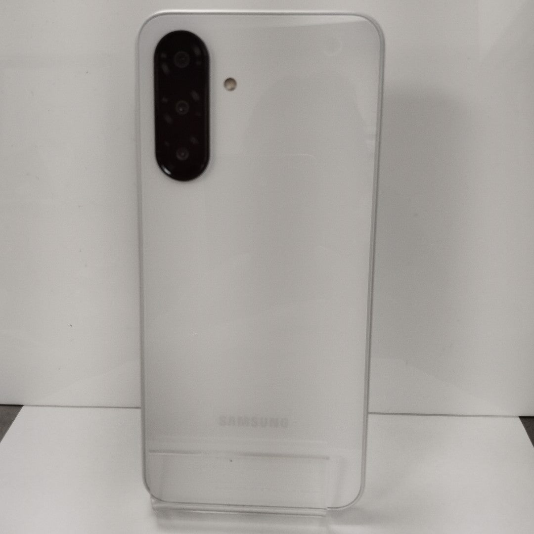 CELULAR SAMSUNG GALAXY A26 5G SM-A266M (2025) 128 GB 6 GB RAM (SEMINUEVO)