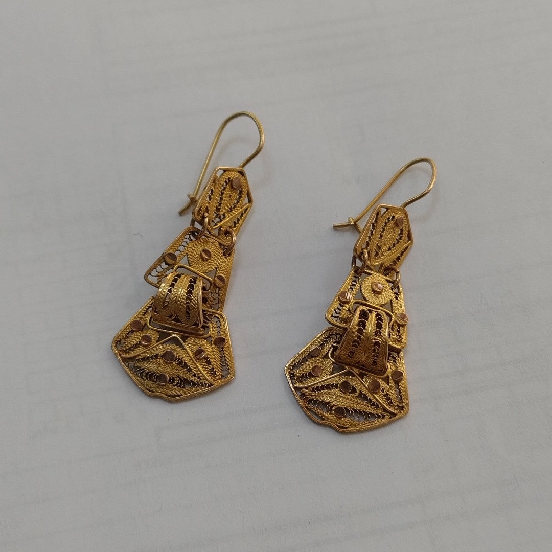 ARETES PAR ORO 8 K 5.7 GRMS (SEMINUEVO)