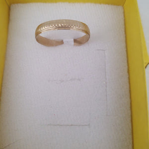 ARGOLLA ORO 10 K 1.4 GRMS (SEMINUEVO)