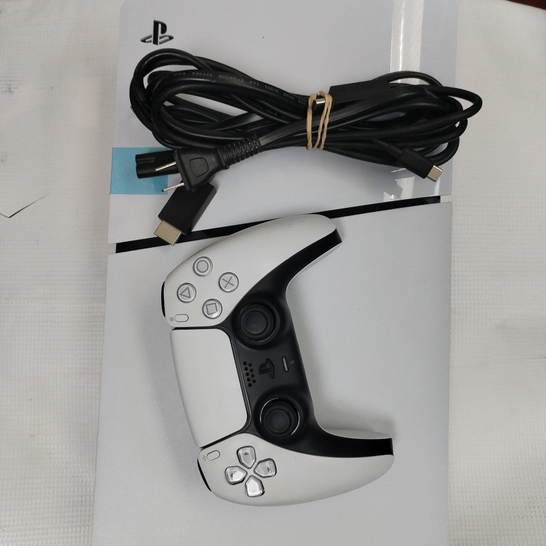 CONSOLA DE VIDEOJUEGO SONY PS5 825 SSD (SEMINUEVO)