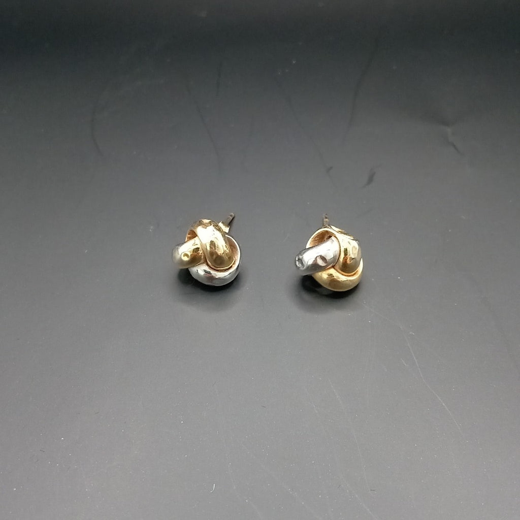 BROQUELES PAR ORO 14 K 1.5 GRMS (SEMINUEVO)