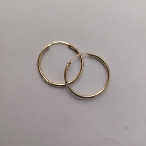 ARRACADAS PAR ORO 14 K 1 GRMS (SEMINUEVO)