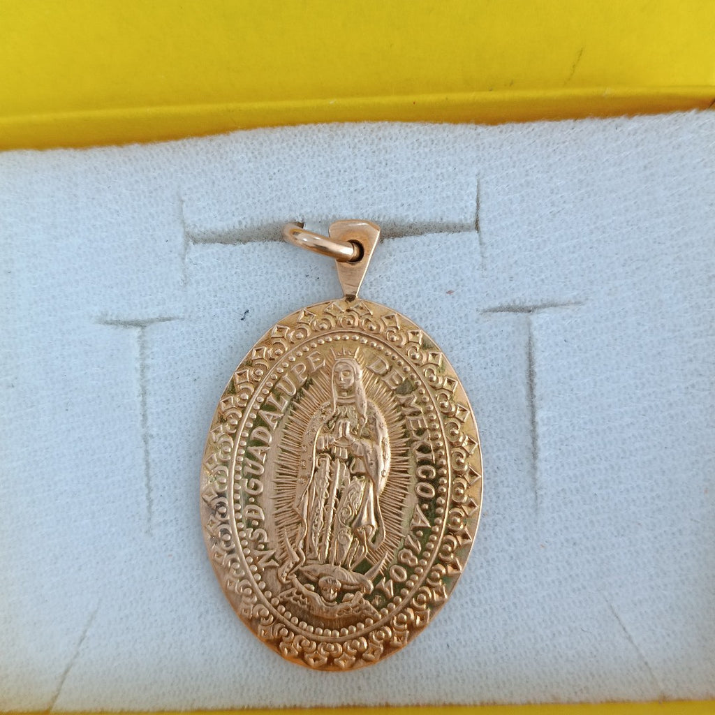 DIJE ORO 18 K 17.6 GRMS (SEMINUEVO)