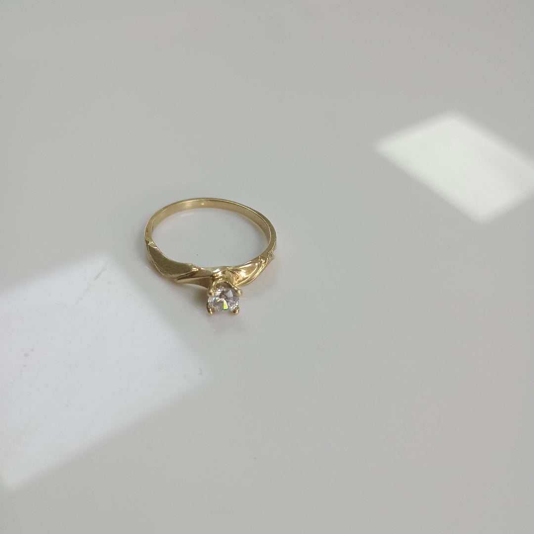 ANILLO, SOLITARIO ORO 10 K 1.7 GRMS (SEMINUEVO)
