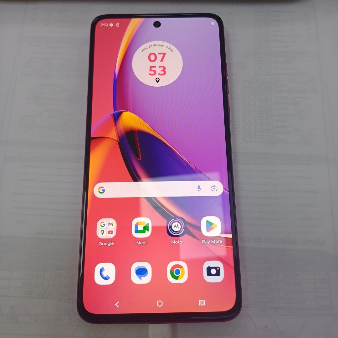 CELULAR MOTOROLA MOTO G84 XT2347-1 (2023) 256 GB 8 GB RAM (SEMINUEVO)